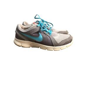 Women's Running Shoes - Nike Flex Experience RN 2 Low Gray Size 9.5
